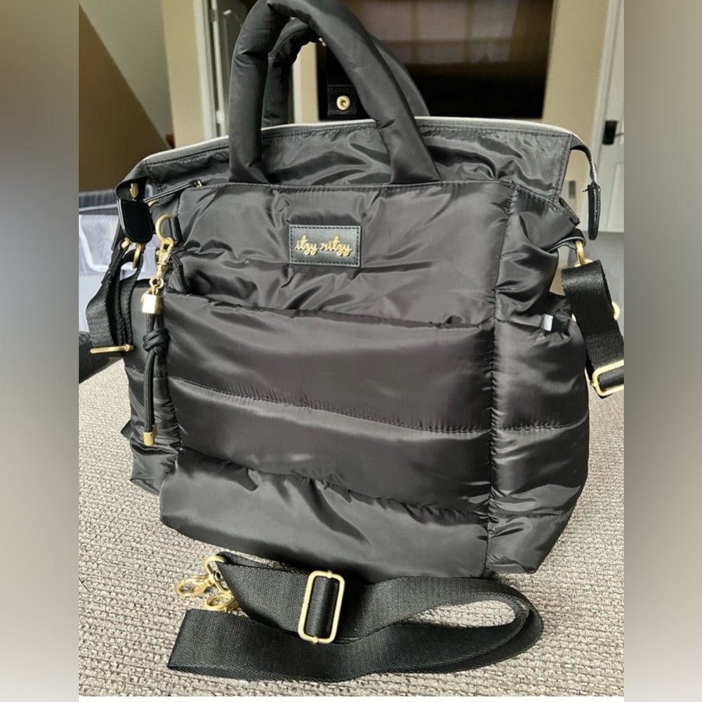 Itzy Ritzy Convertible Bag Black and Gold